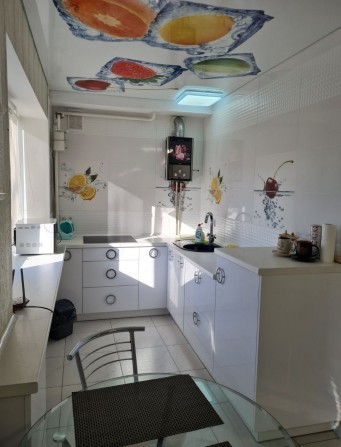 Продам 2х комнатную квартиру - фото 1