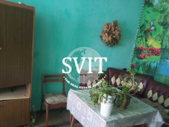 Продається двокімнатна секція Кам'янець-Подільський