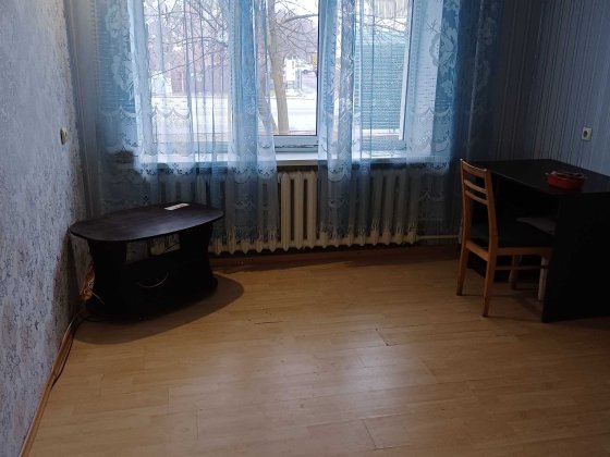 Продається 1 кімнатна квартира Конотоп