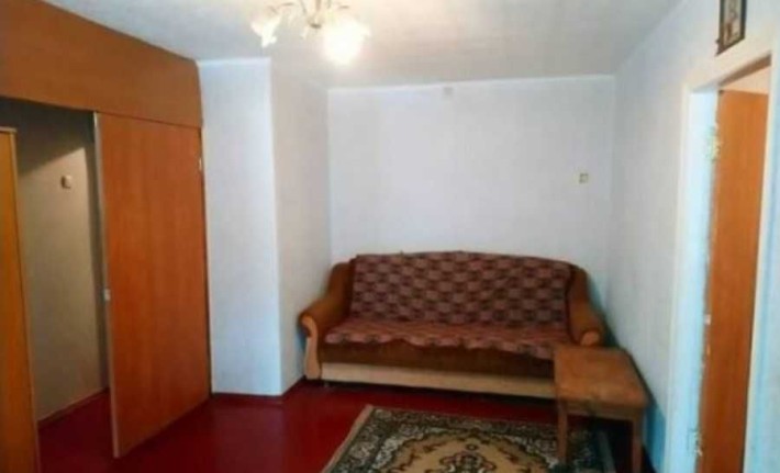 Продам 2 х кімнатну квартиру в центрі від власника - фото 1