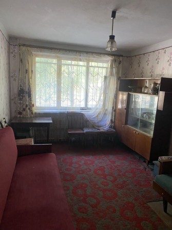 Продам 2-х кім. кв на 2-му районі на дві сторони . - фото 1