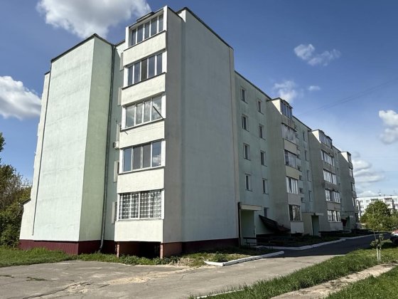 Продаж 4-х кімнатна по вулиці Прилуцька Нежин