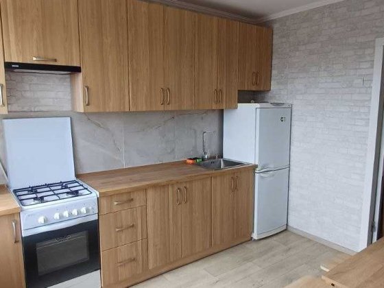 Продається 3-х кімнатна квартира в м. Звягель, вул. Шевченка 76. Звягель