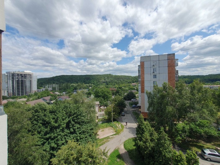Продается 4-х комнатная квартира в Обухове - фото 1