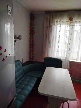 Продам 2-х комнатную квартиру в центре , по улице Мира, техникум. - фото 1