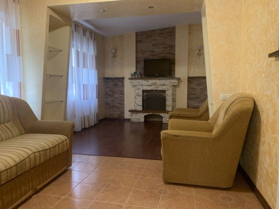 Продаж квартири з можливістю використання під комерцію 1-ий поверх Обухів