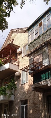 Продам квартиру двух кімнатну. 3 поверх. - фото 1