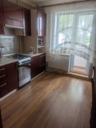 Продам 2-ух комнатную квартиру - фото 1