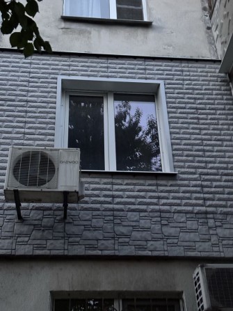 Продам 2-х кімнатну квартиру в центрі - фото 1