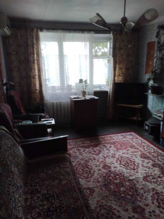 В продаже 3 комнатная квартира . - фото 1