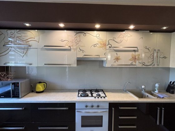 Продается замечательная квартира. Центр. Славянск.Возможно сертификат Славянск