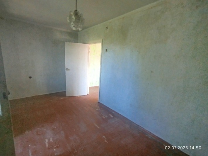 Продається 2х кімнатна квартира 42м² в р-ні 14школи. ПІД РЕМОНТ - фото 1