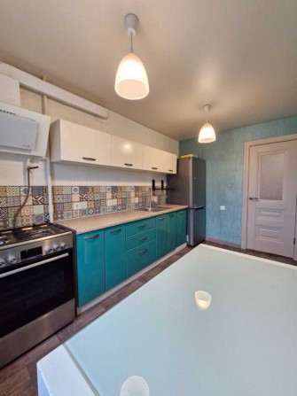 Продается 3-х комнатная квартира, район ЖД Вокзала. - фото 1