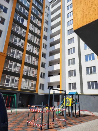 ТЕРМІНОВО 2 кімнатна квартира ЖК Олімпійський 2 - фото 1