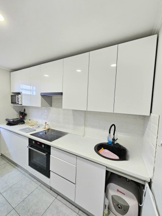 Продам 3-кім квартиру, будинок з білої цегли, в центрі міста - фото 1