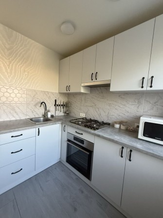 Продаж 1 кім квартири з ремонтом - фото 1