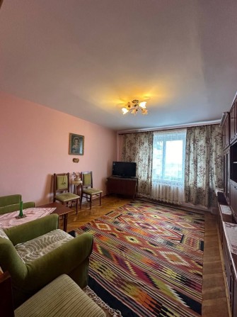 Продам 4кімнатну квартиру  у м.Шептицький - фото 1