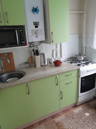 Продам 2-х кімнатну квартиру - фото 1