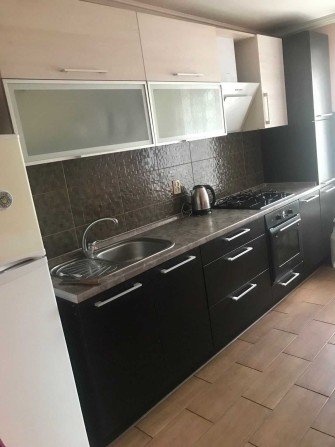 Продаж 3-х кімнатної квартири з ремонтом від власника - фото 1