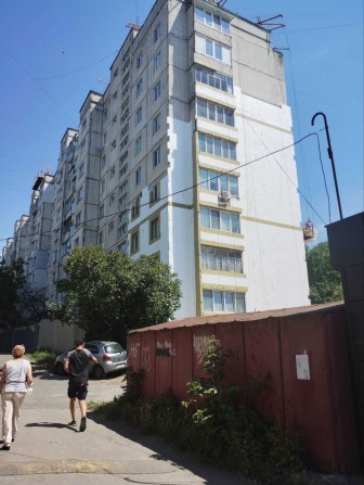 1 к 32 м2 Зарічанська Електроніка - фото 1