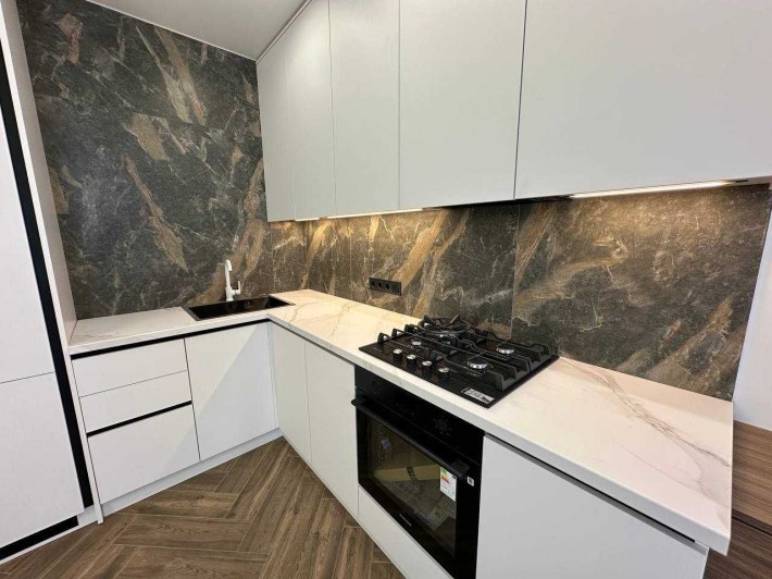 Продаж 1К Виставка LIN 38282 - фото 1