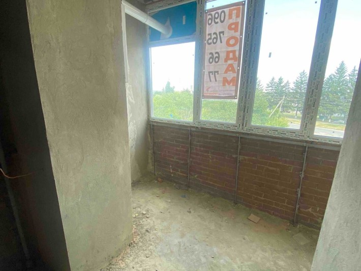 Продаж чорновоЇ однокімнатної квартири в центрі Стрижавки - фото 1