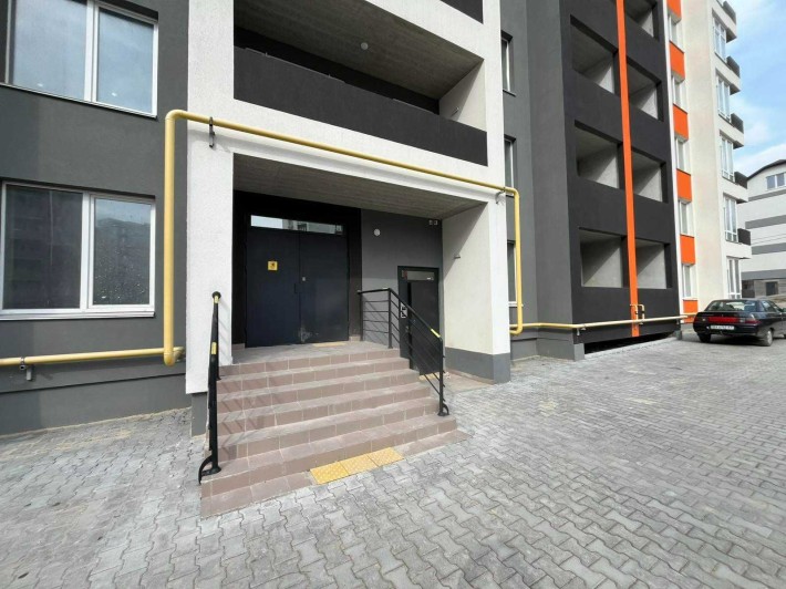 Здана новобудова, можна перепланувати в 2к, Південно-Захід ID37950 - фото 1