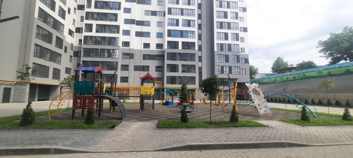 Комфортна двокімнатна квартира в мікрорайоні Виставка. - фото 1