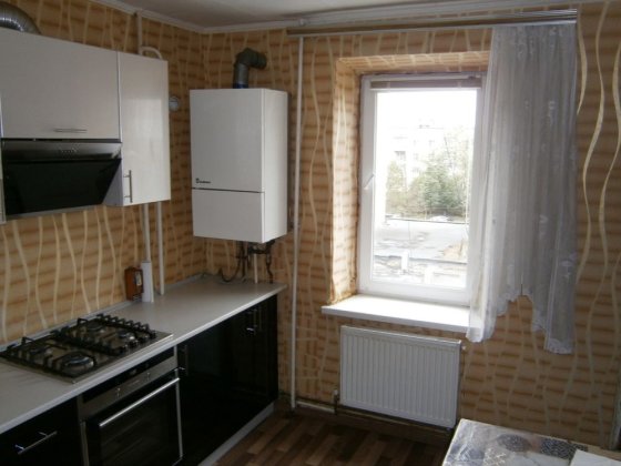 Продаж 3-кімнатної квартири на Замості з косметичним ремонтом Михайлівці