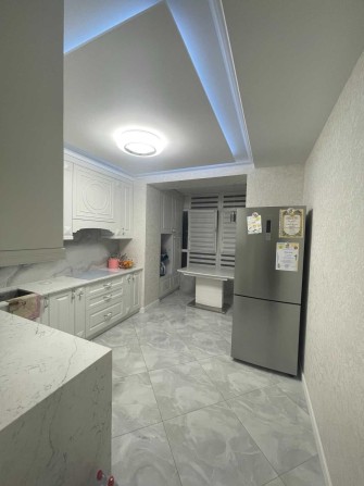 Продаж 3к квартири 83.8 кв. м ЖК  Вишиванка дизайнерський ремонт - фото 1