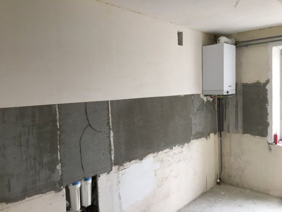 Продам 3 к\к на 6-й слободской ( за цветочным рынком) Червоний Бір