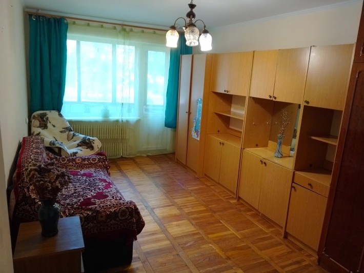Продам повноцінну 1 кім кВ по Хоткевича - фото 1