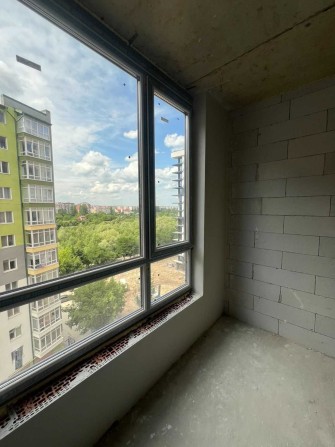 Готова до ремонту квартира біля річки - фото 1