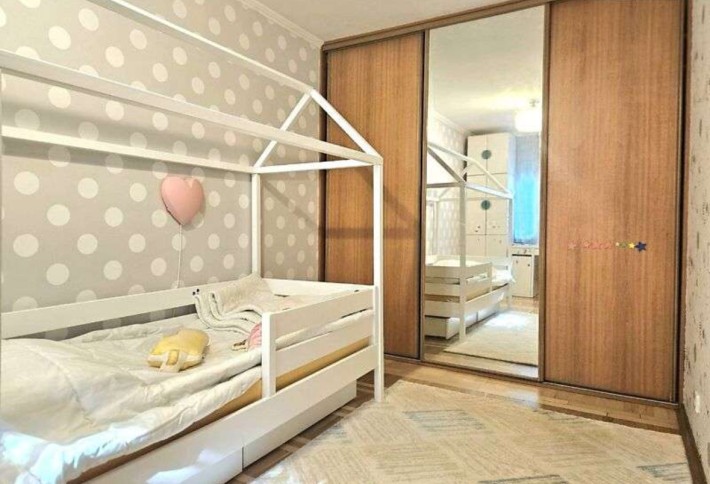 Продаж 3к квартири 57 кв. м на вул. Василенка 23 - фото 1