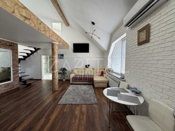 Продаж двоповерхової квартири, ЖК "Family", Гатне