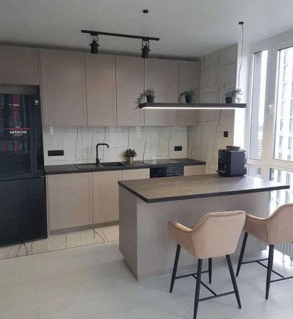 Продаж 2к квартири у ЖК Варшавський +  вул. Виговського, 40/12 - фото 1