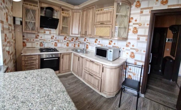 Продаж 1 кімнатної квартири, загальною площею 35 кв. метрів в ЖК Молод - фото 1