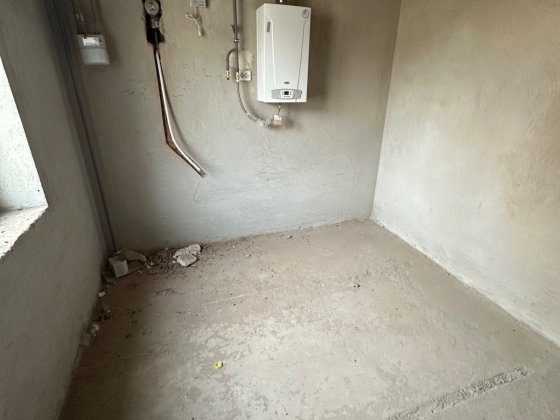 Продаж великої однокімнатної квартири 43м2 з газовим опаленням Ворзель