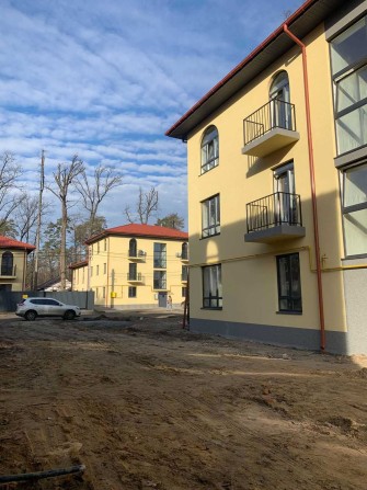 Продам квартиру в курортному місті Ворзель в оточенні лісу! - фото 1