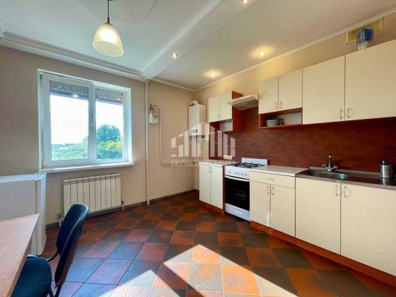 Продам простору 1к з ремонтом у Крюківщині. Без комісії! Крюківщина