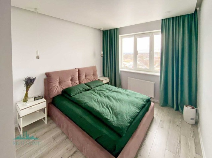 Продаж видової 2к квартири, сучасний ремонт, ЖК Смарагдове місто - фото 1