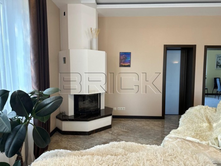Києво-Святошинський район, Віта-поштова, Вишнева, 3 Будинок - фото 1