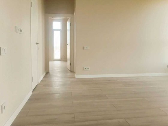 Продаж квартири в новобудові з новим ремонтом , Одеське шосе, Теремки Чабаны