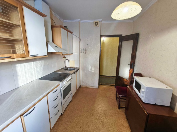 Продам 3-х кімнатну квартиру в центрі міста! - фото 1
