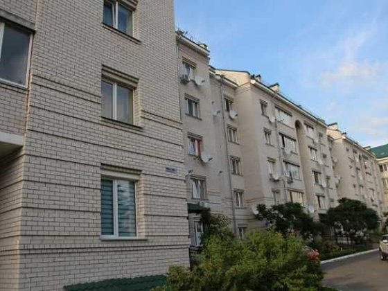 Продам 3-х кім. квартиру, с. Чубинське, Бориспільський р-н Чубинське