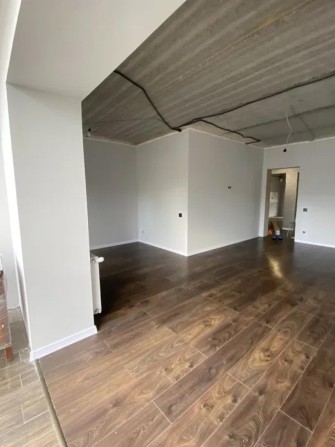 Продаж квартири 2 кімнати 81 м2 - фото 1