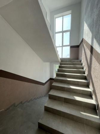продаж 2х к квартири в малоквартирній  цегляній новобудові Солонка! - фото 1
