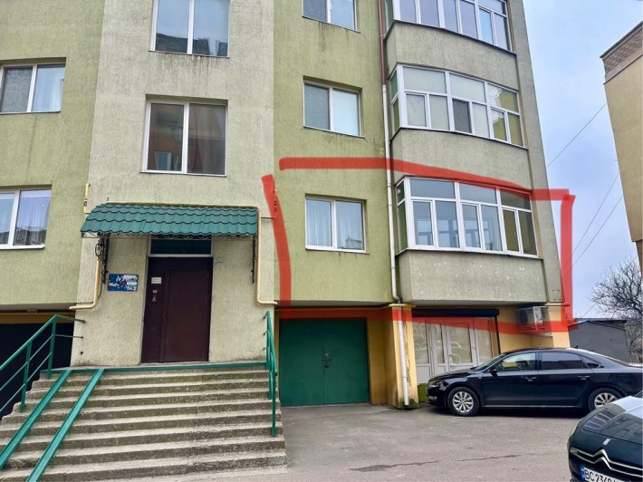 Продам квартиру в м. Жовкві по вул.Петлюри - фото 1