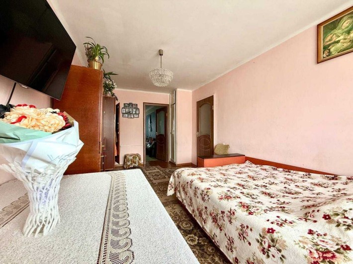 Продам 2 кімнатну квартиру - фото 1