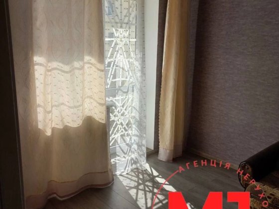 Продам трёхкомнатную квартиру в смт.Великодолинское ЖК Материк Великодолинское